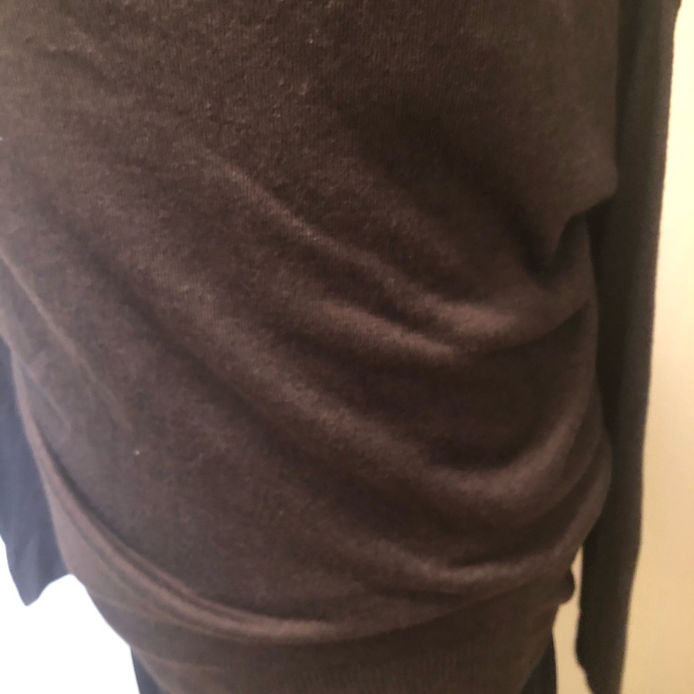 Cowl neck Sweater - Picture 4 of 4